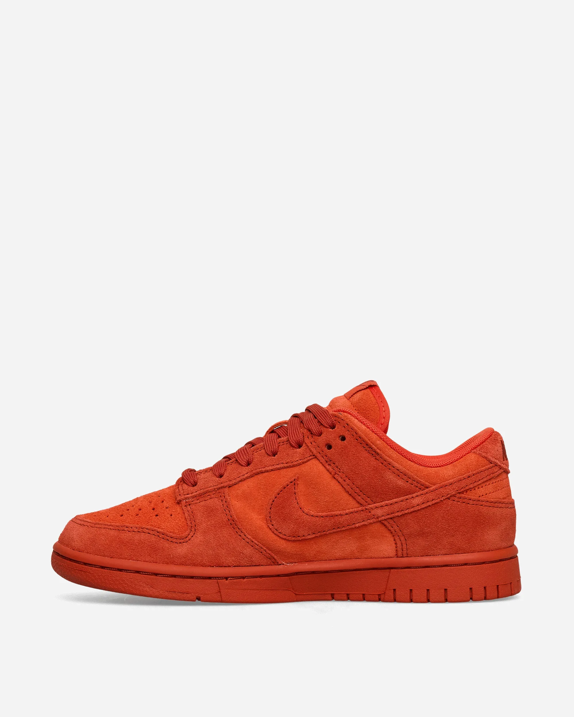 Eco Wear Women's Dunk Low SE Sneakers Picante Red / Dragon Red