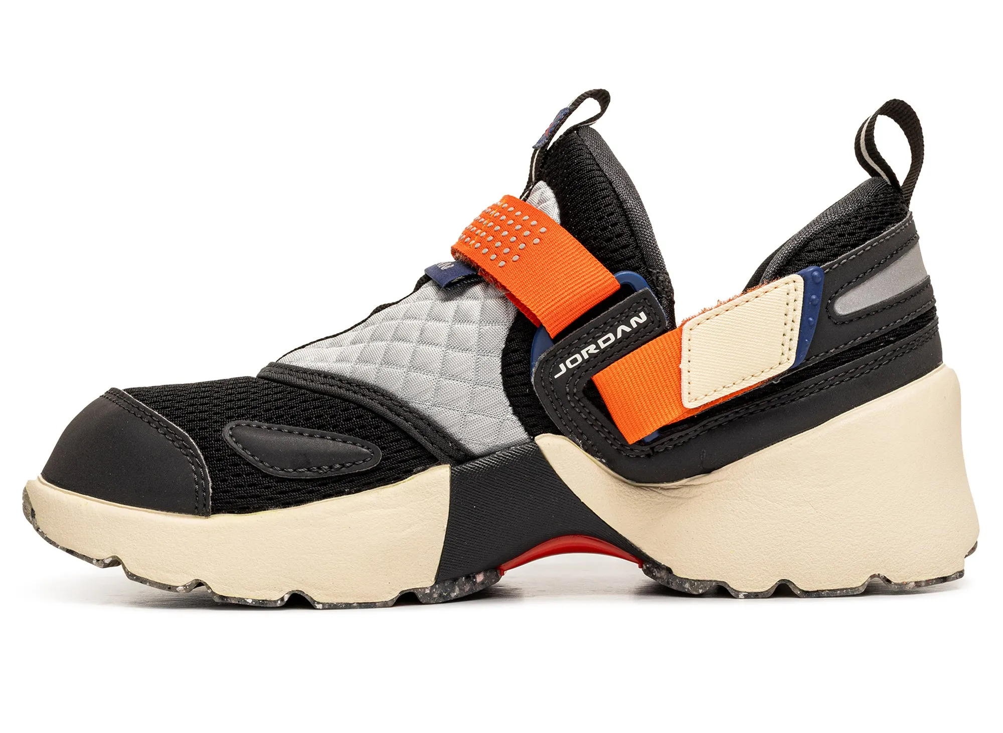 Women's Jordan Trunner LX RA proven