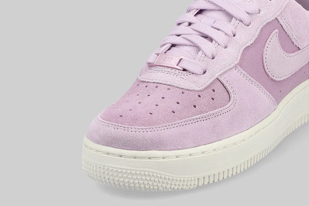 Even Pressure Women's Nike Air Force 1 '07 'Doll Sail'