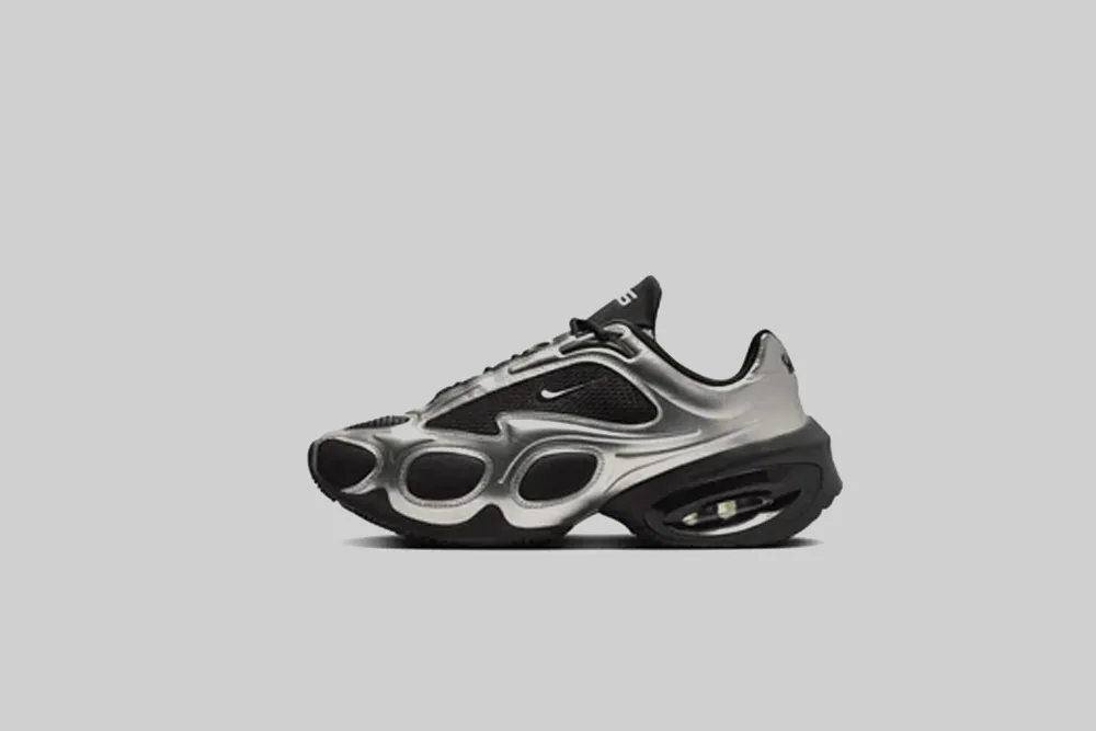 Women's Nike Air Max Muse 'Black and Metallic Silver' Foot Shape Running Cushioning