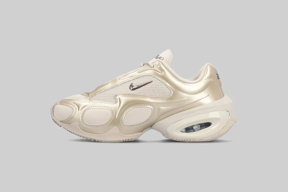 Women's Nike Air Max Muse 'Desert Sand' durable rubber shoes running in coastal areas