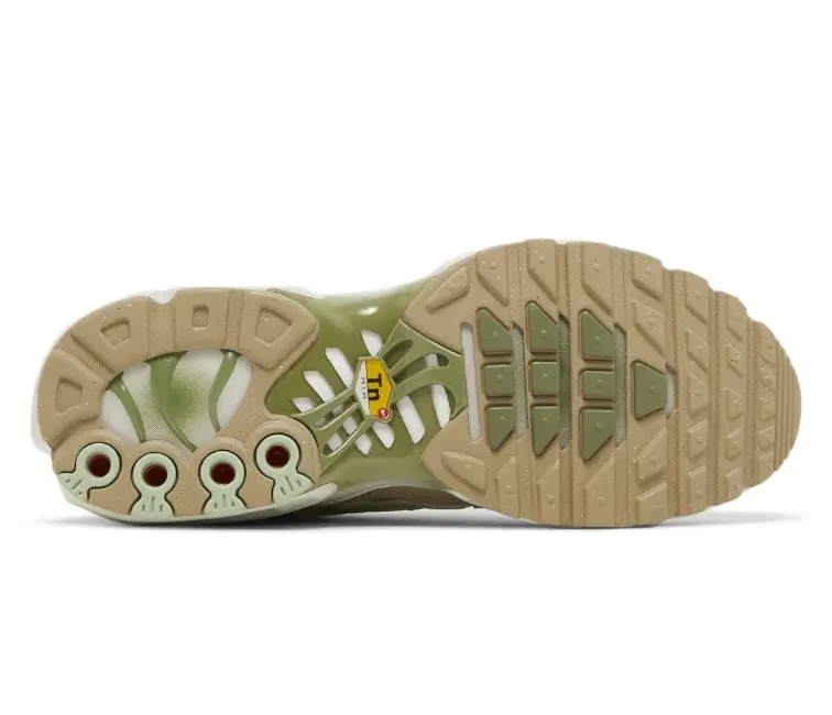 Sustainable Footwear Technology Women??s Nike Air Max Plus TN (Light Bone/Honeydew)