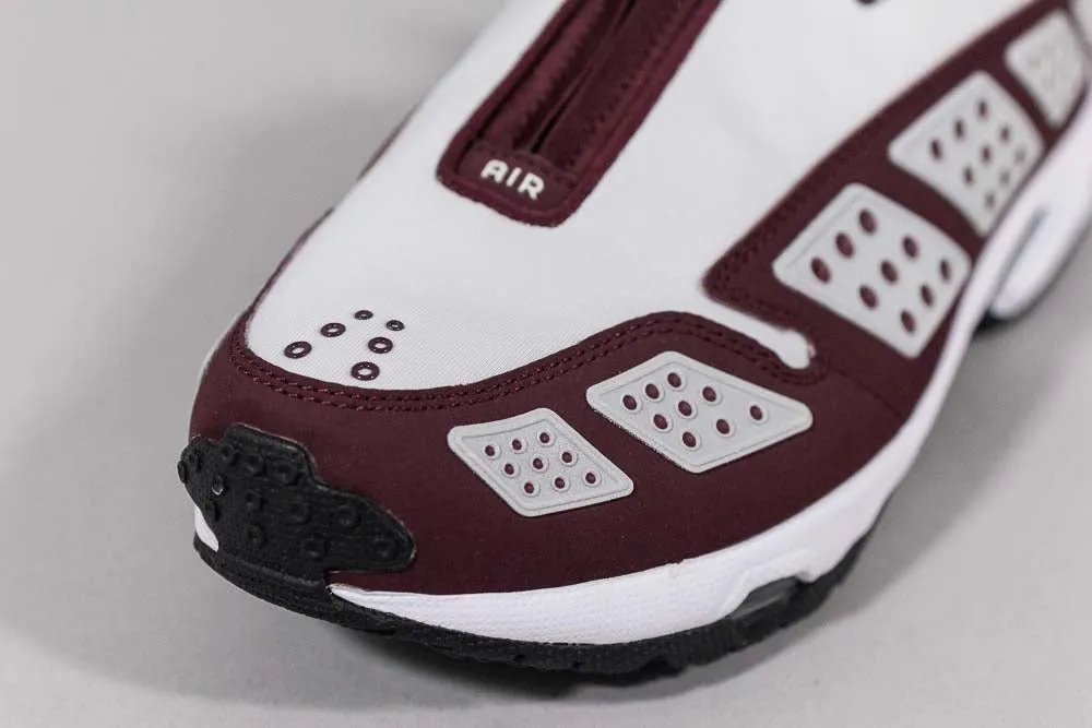 Women's Nike Air Max SNDR 'Night Maroon' field shoes