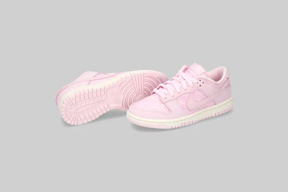 Ankle Strap Women's Nike Dunk Low 'Regal Pink'