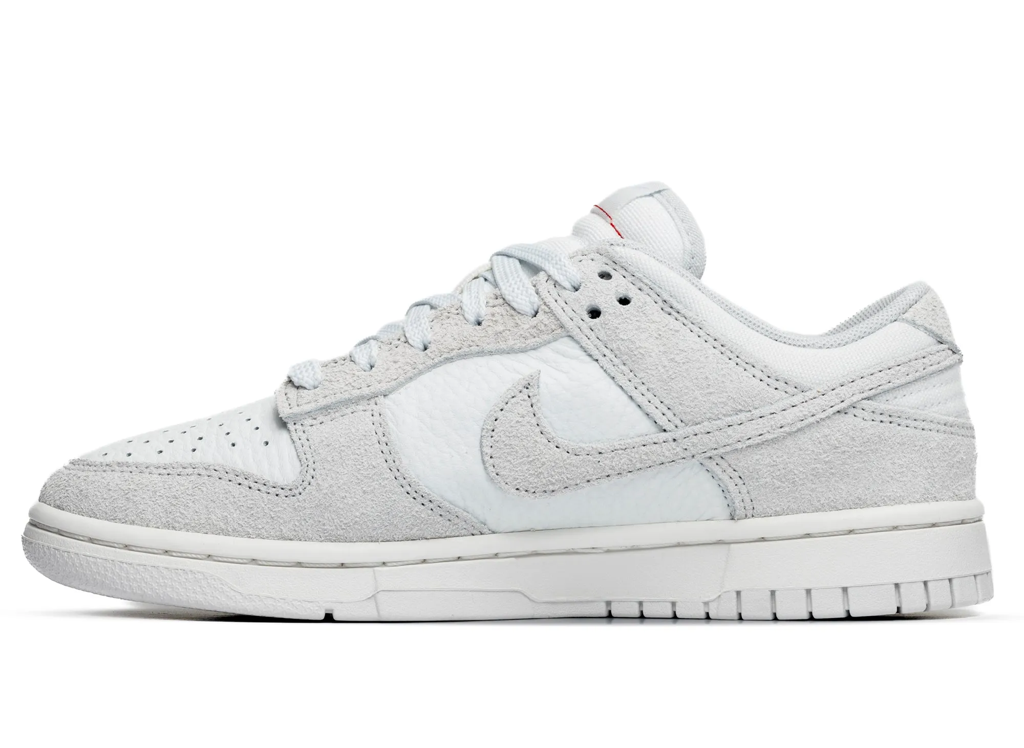 Women's Nike Dunk Low Robust adults