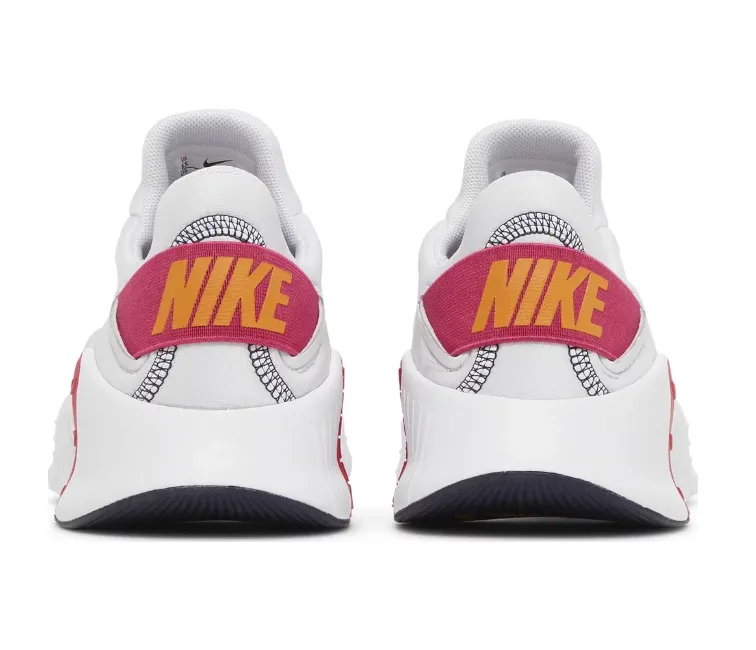 Women's Nike Free Metcon 4 (Iris Whisper/Light Curry) Enhanced Grip Pattern Minimal Comfort