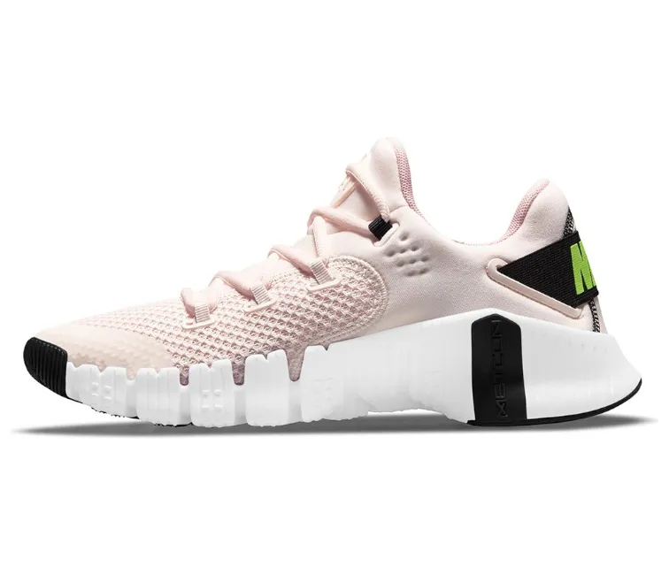 Casual Touch Women's Nike Free Metcon 4 (Light Soft Pink/Green)