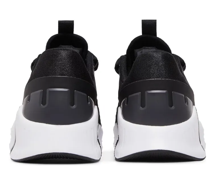 Women's Nike Free Metcon 5 (Black/White) Impact Reduction Technology Walk Smooth