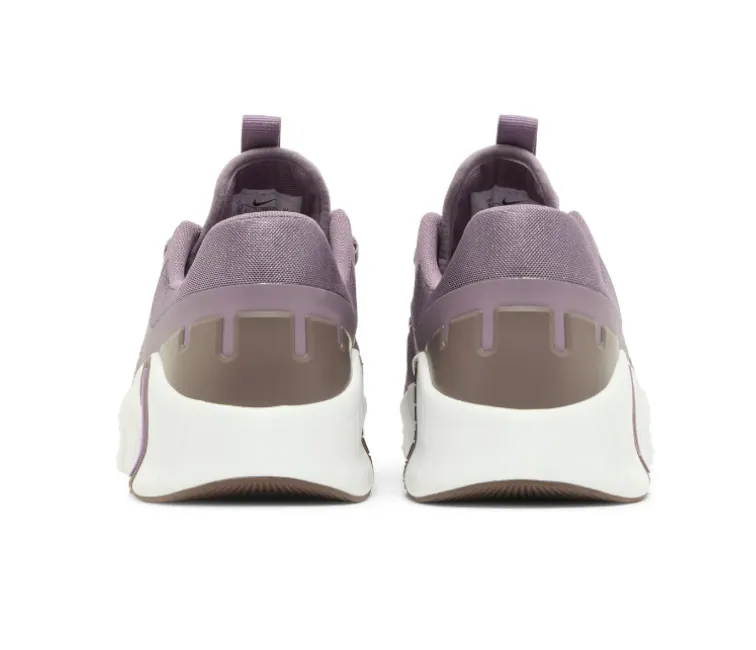 Enhanced comfort Breathable Outsole Vents Women's Nike Free Metcon 5 (Violet Dust)