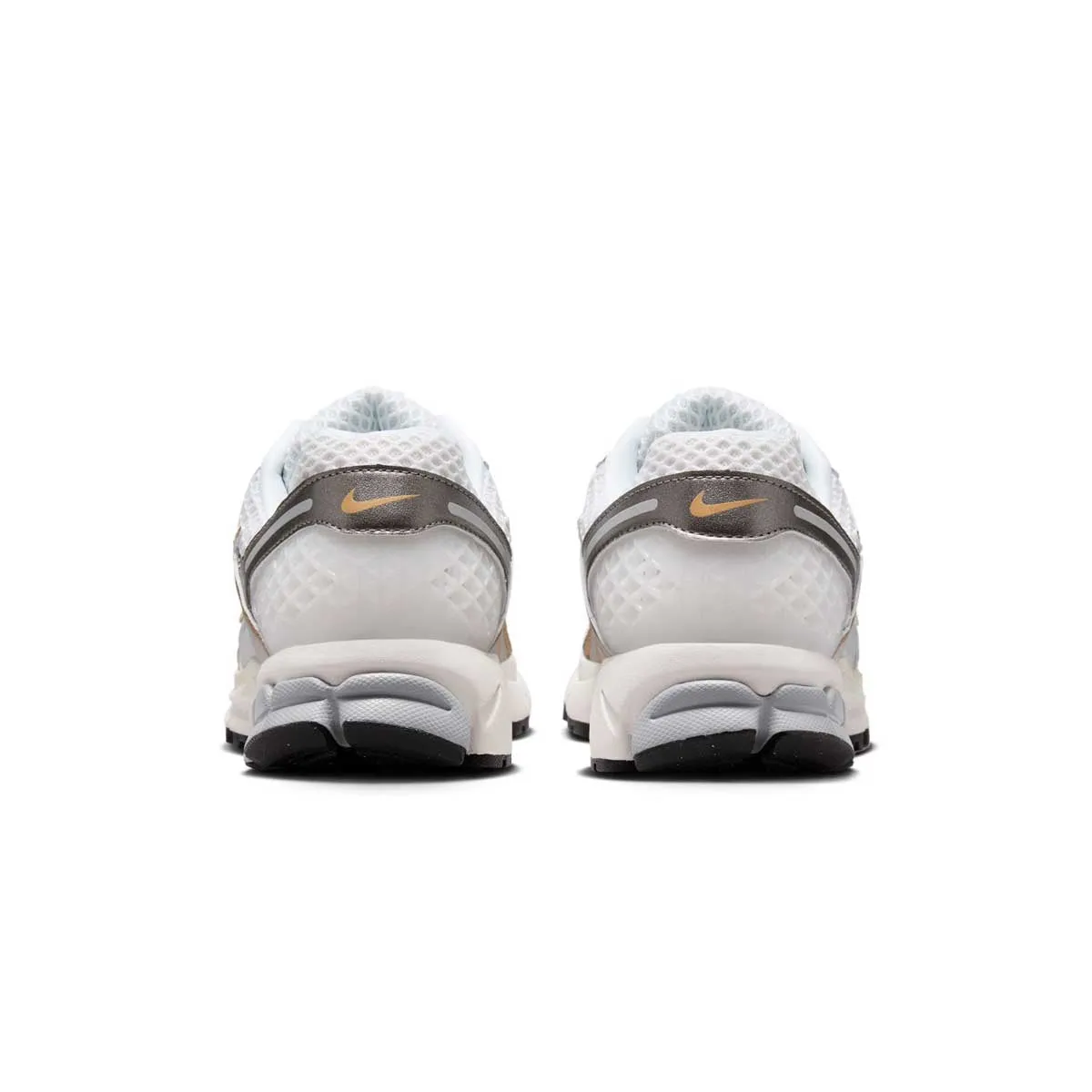 Zoom Vomero 5 'Platinum Tint' Superior Performance skaters - specific features
