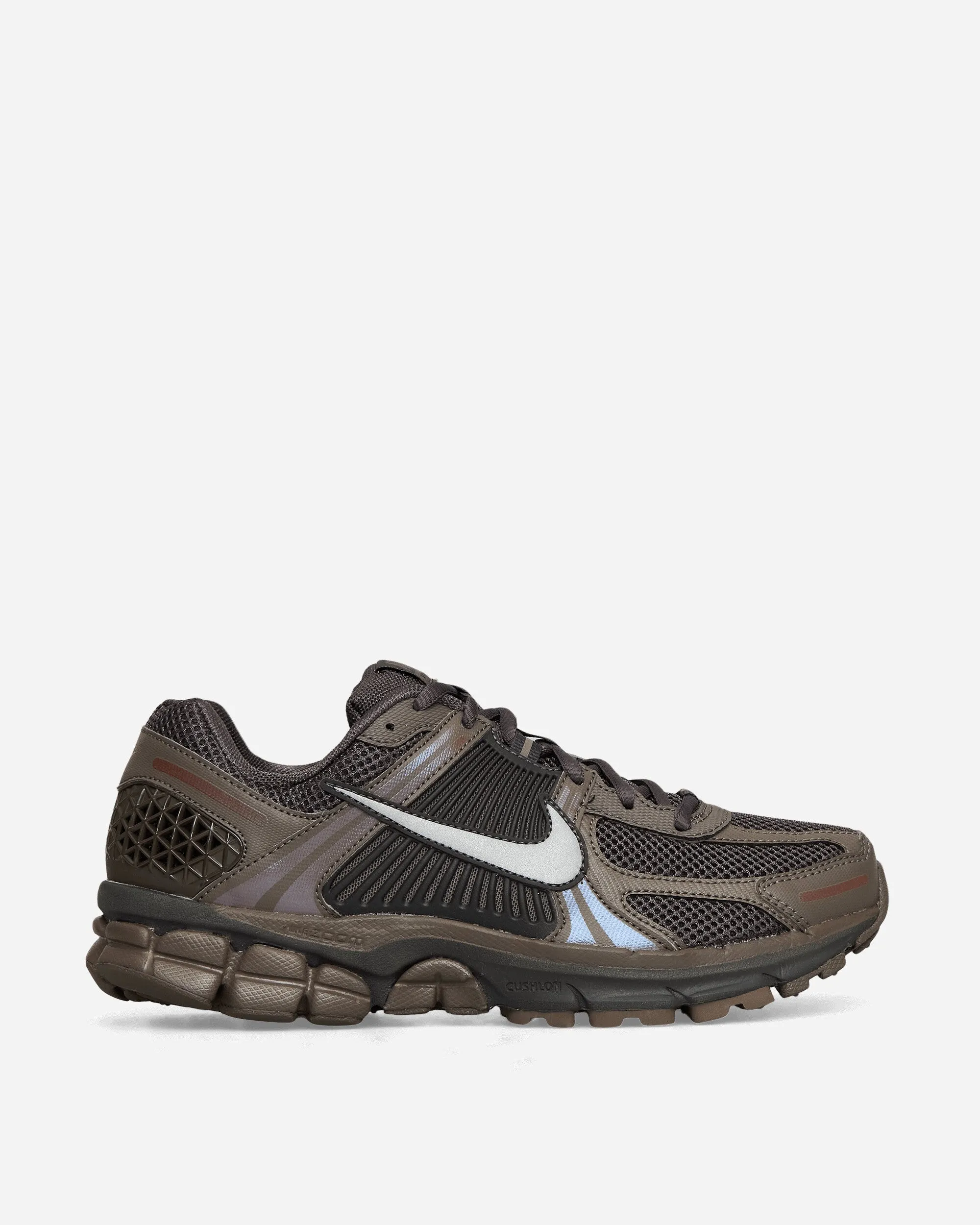 City Step Commuter Friendly Zoom Vomero 5 Sneakers Cave Stone