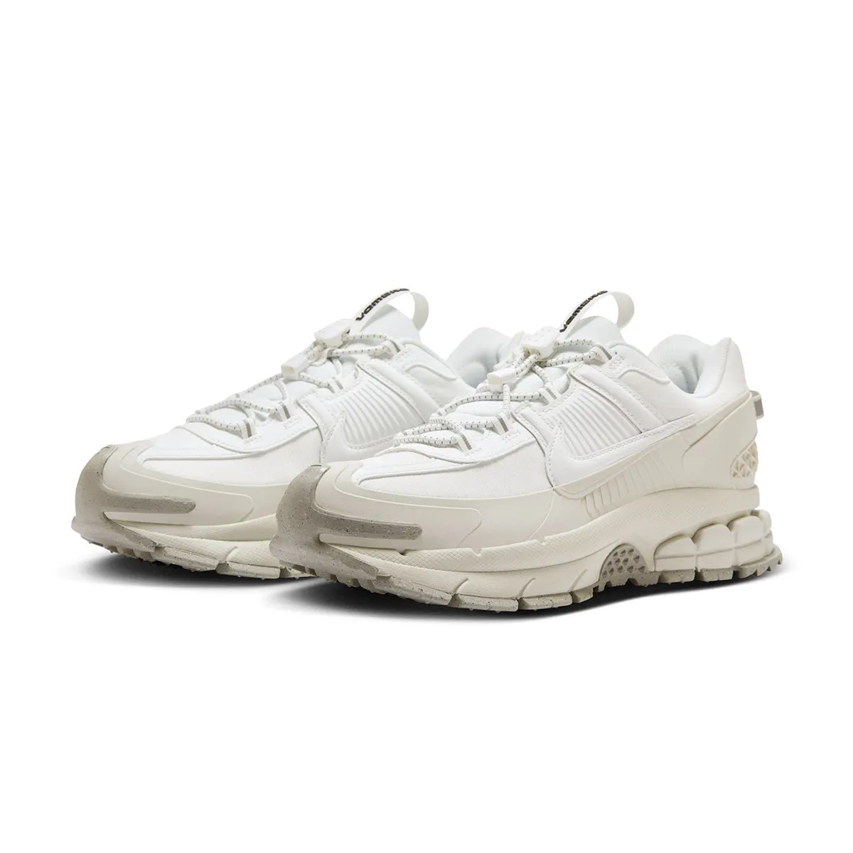 worker Zoom Vomero Roam 'Summit White'